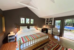 , 260 Entrada dr, Santa Monica, CA 90402 - 6