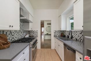 Single Family Residence, 2016 Coldwater Canyon dr, Beverly Hills, CA 90210 - 8