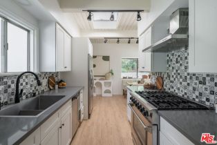 Single Family Residence, 2016 Coldwater Canyon dr, Beverly Hills, CA 90210 - 7