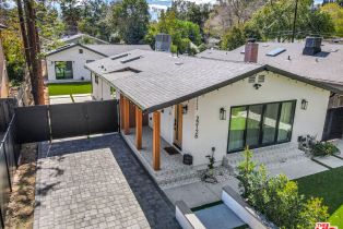 Single Family Residence, 22126 De La Osa st, Woodland Hills, CA 91364 - 3