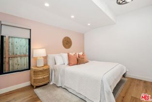 Single Family Residence, 22126 De La Osa st, Woodland Hills, CA 91364 - 33