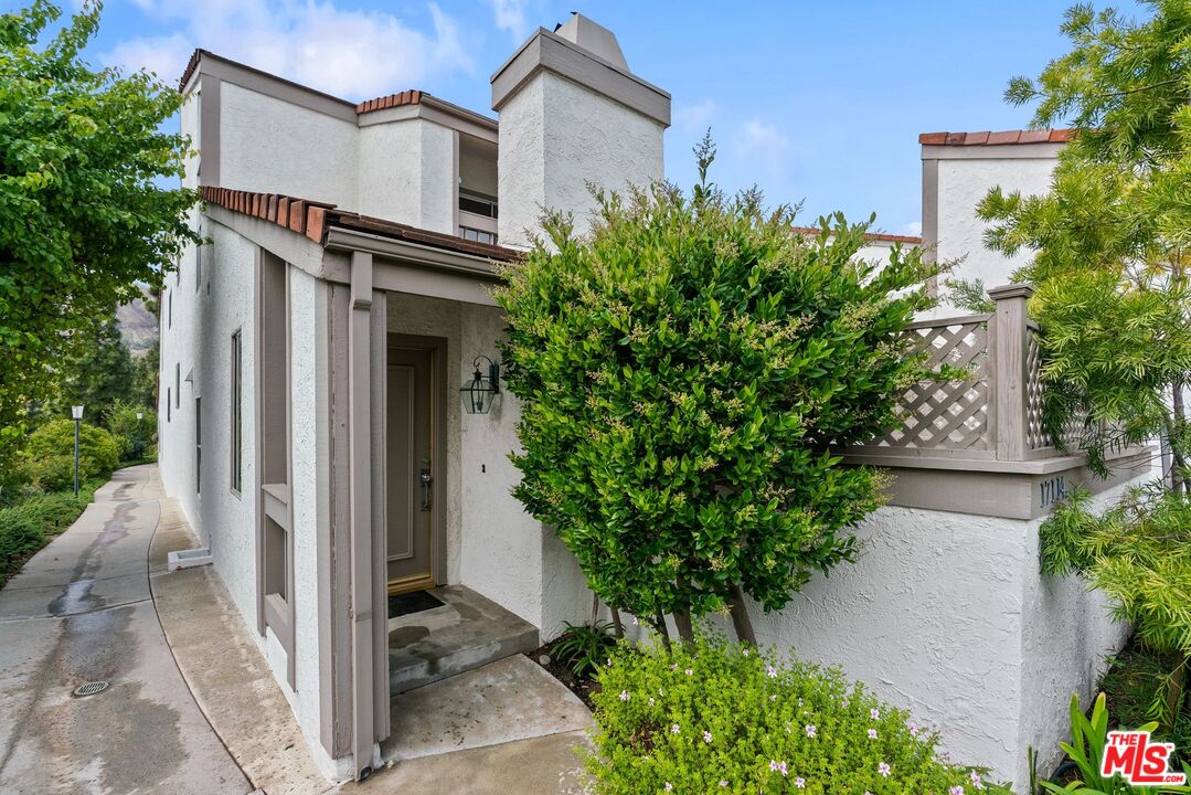 Condominium, 17114 Palisades cir, Pacific Palisades, CA 90272 - 1