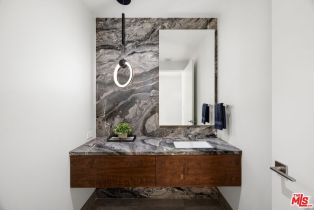 Single Family Residence, 1410 Georgina ave, Santa Monica, CA 90402 - 31