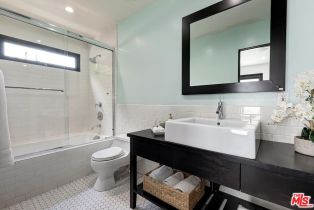 Single Family Residence, 8616 Sherwood dr, West Hollywood , CA 90069 - 8