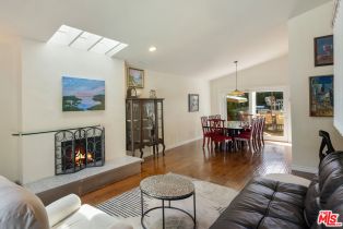 Single Family Residence, 3735 Montuso pl, Encino, CA 91436 - 4