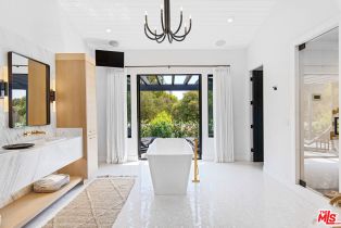 Single Family Residence, 6530 Zuma View pl, Malibu, CA 90265 - 13