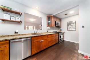 Single Family Residence, 22021 De La Osa st, Woodland Hills, CA 91364 - 5