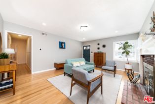 Single Family Residence, 22021 De La Osa st, Woodland Hills, CA 91364 - 3