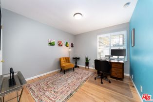 Single Family Residence, 22021 De La Osa st, Woodland Hills, CA 91364 - 16