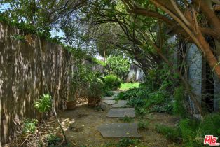 Single Family Residence, 14691 Valley Vista blvd, Sherman Oaks, CA 91403 - 32