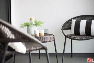 , 3833 Dunn, Culver City, CA 90232 - 8