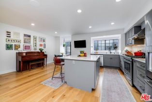 Condominium, 5731 Topanga Canyon blvd, Woodland Hills, CA 91367 - 16