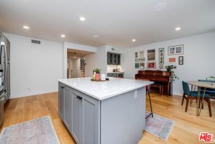 Condominium, 5731 Topanga Canyon blvd, Woodland Hills, CA 91367 - 20