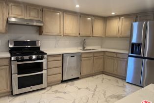 , 4542 Willis ave, Sherman Oaks, CA 91403 - 2