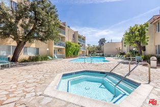 Condominium, 18307 Burbank blvd, Tarzana, CA 91356 - 20