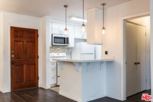 Condominium, 18307 Burbank blvd, Tarzana, CA 91356 - 5