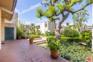 Condominium, 18307 Burbank blvd, Tarzana, CA 91356 - 15