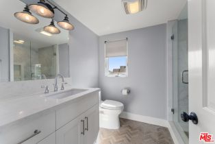 Single Family Residence, 1915 Yacht Truant, Newport Beach, CA 92660 - 45