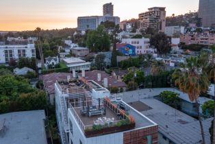 , 935 San Vicente blvd, West Hollywood , CA 90069 - 21