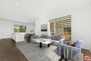 , 935 San Vicente blvd, West Hollywood , CA 90069 - 4