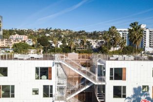 , 935 San Vicente blvd, West Hollywood , CA 90069 - 28