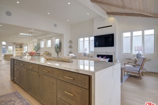 Single Family Residence, 209 19th st, Manhattan Beach, CA 90266 - 15