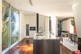 Single Family Residence, 9727 Oak Pass rd, Beverly Hills, CA 90210 - 12