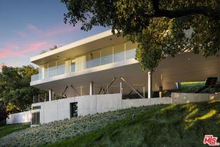 Single Family Residence, 9727 Oak Pass Rd, Beverly Hills, CA  Beverly Hills, CA 90210