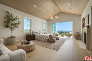 Single Family Residence, 1682 San Onofre dr, Pacific Palisades, CA 90272 - 4