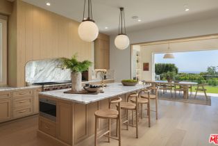 Single Family Residence, 1682 San Onofre dr, Pacific Palisades, CA 90272 - 12