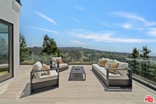 , 1666 Summitridge, Beverly Hills, CA 90210 - 9