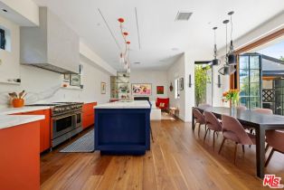 Single Family Residence, 2402 11th st, Santa Monica, CA 90405 - 3