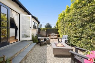 Single Family Residence, 2402 11th st, Santa Monica, CA 90405 - 33