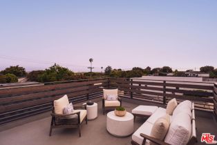 Single Family Residence, 2114 Pier ave, Santa Monica, CA 90405 - 42