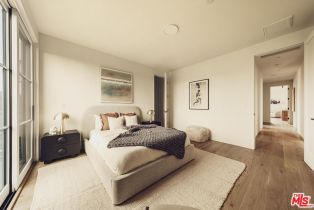 Single Family Residence, 2114 Pier ave, Santa Monica, CA 90405 - 38