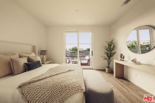 Single Family Residence, 2114 Pier ave, Santa Monica, CA 90405 - 33