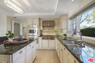 Single Family Residence, 3635 Fawndale pl, Sherman Oaks, CA 91403 - 24