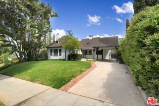, 1512 Pandora ave, Westwood, CA 90024 - 2