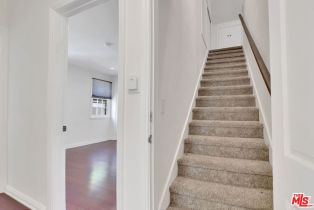 , 1512 Pandora ave, Westwood, CA 90024 - 24