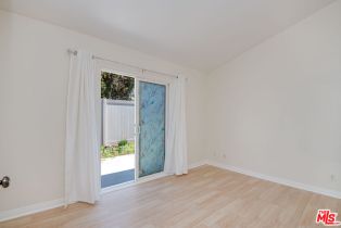 , 5724 Oakdale ave, Woodland Hills, CA 91367 - 10