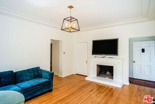 Apartment, 1819 Grace ave, Hollywood , CA 90028 - 10