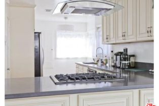 , 152 Sepulveda blvd, Westwood, CA 90049 - 4