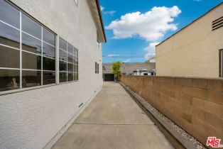 Single Family Residence, 2212 Midvale ave, Westwood, CA 90064 - 36