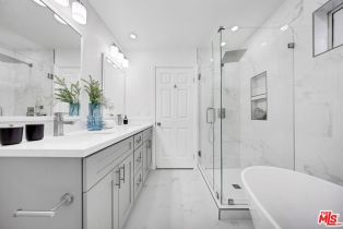 Single Family Residence, 2212 Midvale ave, Westwood, CA 90064 - 17