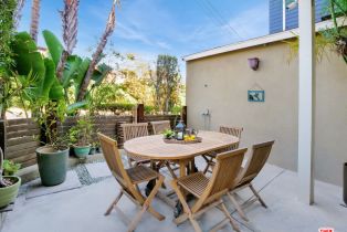 Single Family Residence, 540 5th pl, Manhattan Beach, CA 90266 - 32