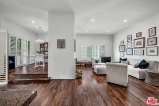 Condominium, 2332 Fox Hills dr, Westwood, CA 90064 - 2