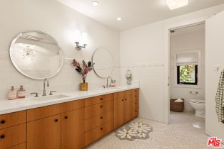 Single Family Residence, 17352 Magnolia blvd, Encino, CA 91316 - 10