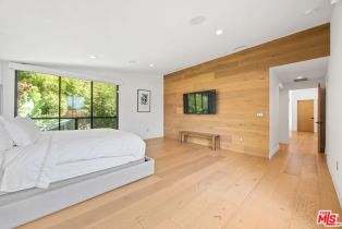 Single Family Residence, 2294 Gloaming way, Beverly Hills, CA 90210 - 13