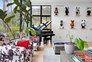 Single Family Residence, 2294 Gloaming way, Beverly Hills, CA 90210 - 4