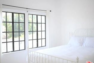 , 944 12th st, Santa Monica, CA 90403 - 7